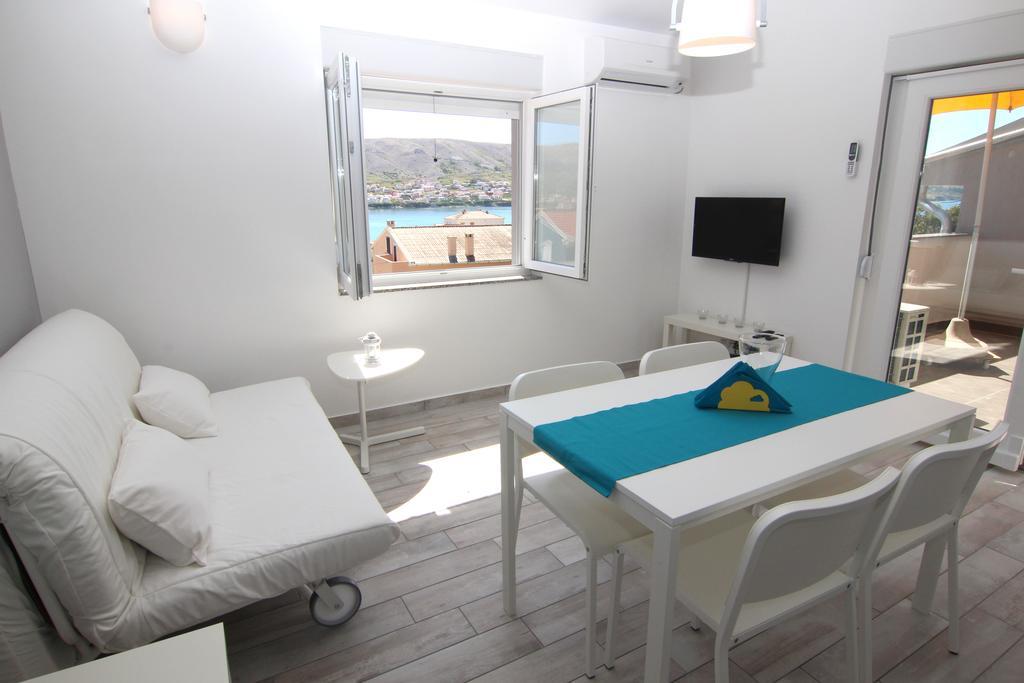 Apartment Villa Franci Pag Town Exteriör bild