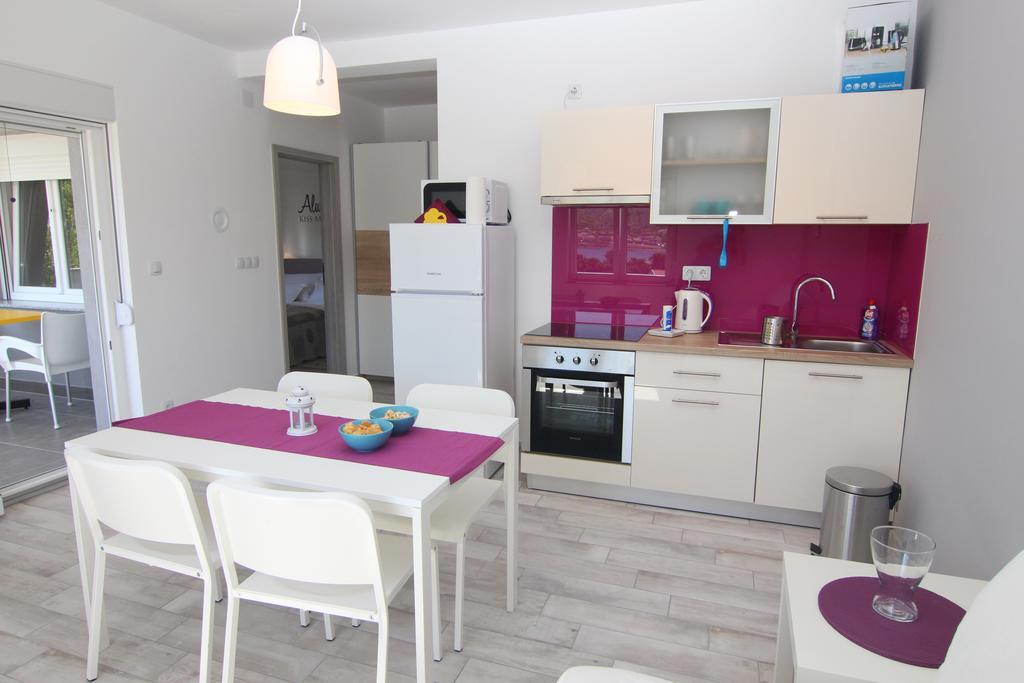 Apartment Villa Franci Pag Town Exteriör bild
