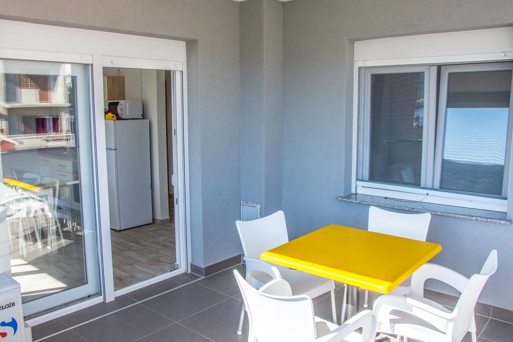 Apartment Villa Franci Pag Town Exteriör bild